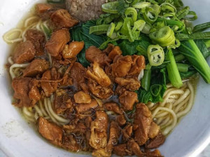 uemkaem-Mie ayam