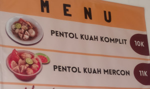 uemkaem-Pentol kuah