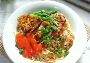 uemkaem-Mie ayam joss